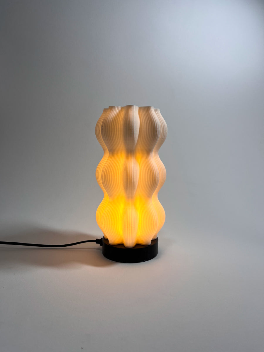 WAVY TABLE LAMP