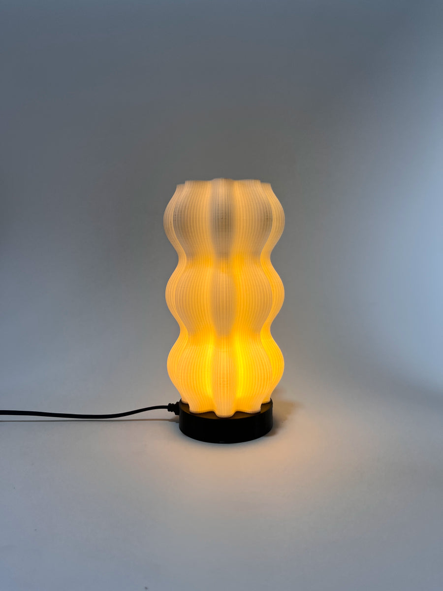 WAVY TABLE LAMP